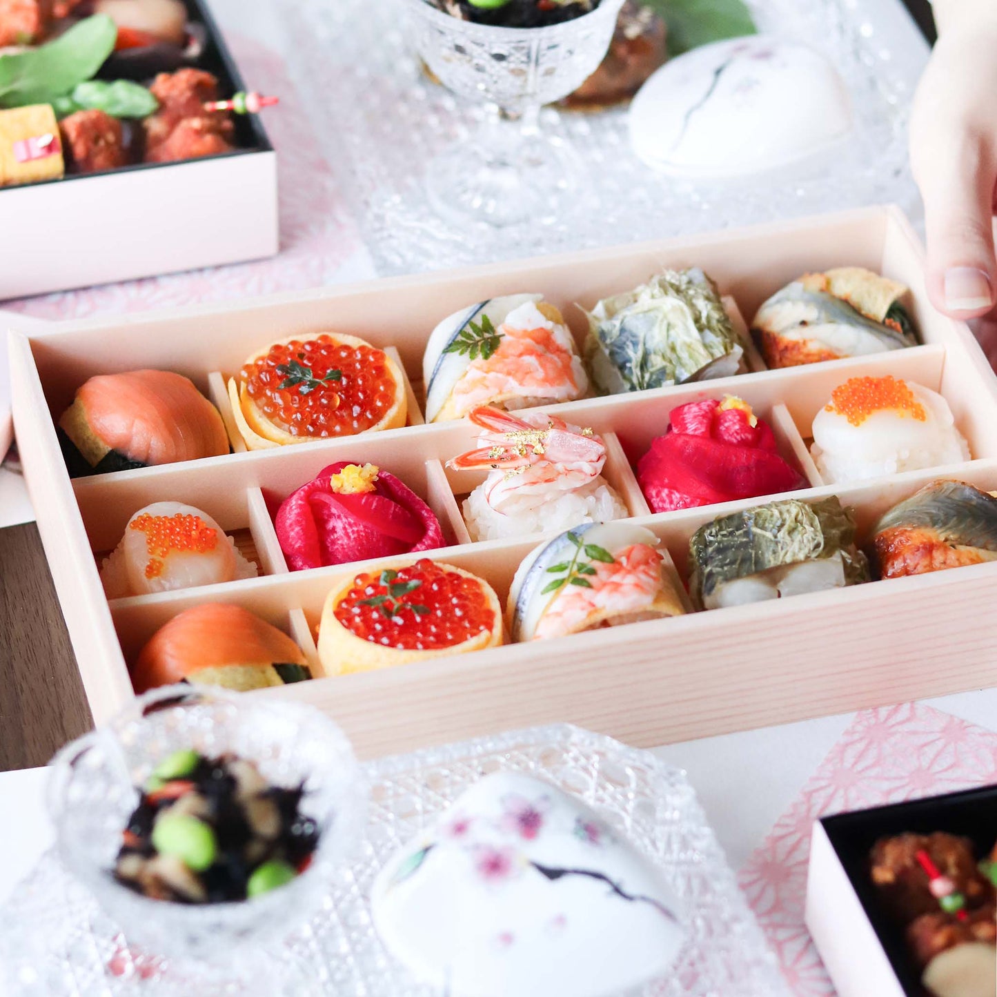 【早割10%OFF母の日包装】母の日贅沢華手鞠寿し15個