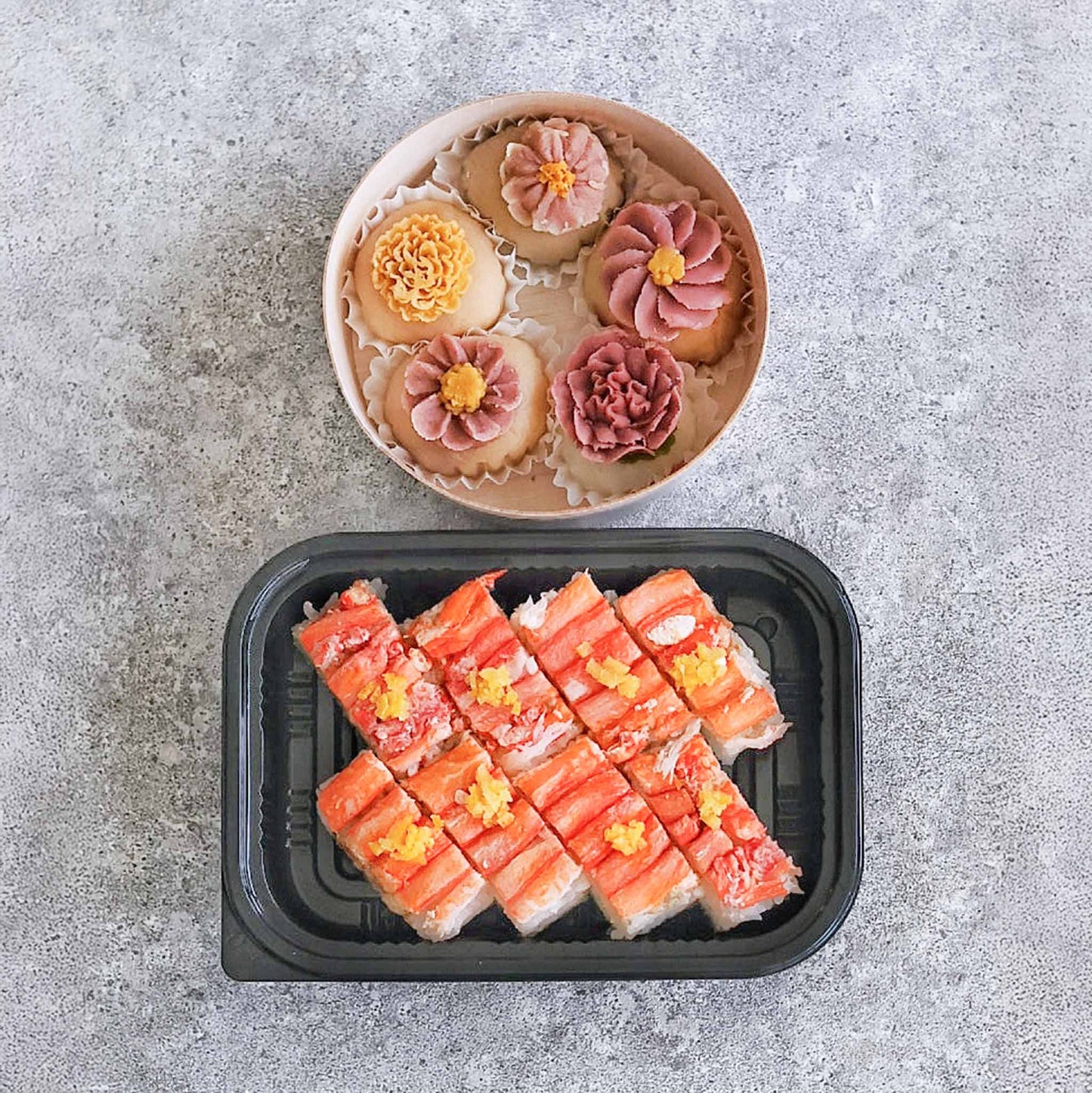【福袋・送料込4,500円】【賞味期限間近】【訳あり】柚子香る蟹の押し寿司とお花のおはぎ5個セット
