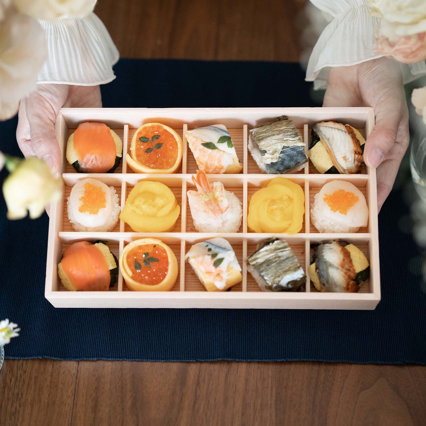 遅れてごめんね！【父の日】父の日贅沢華手鞠寿し15個