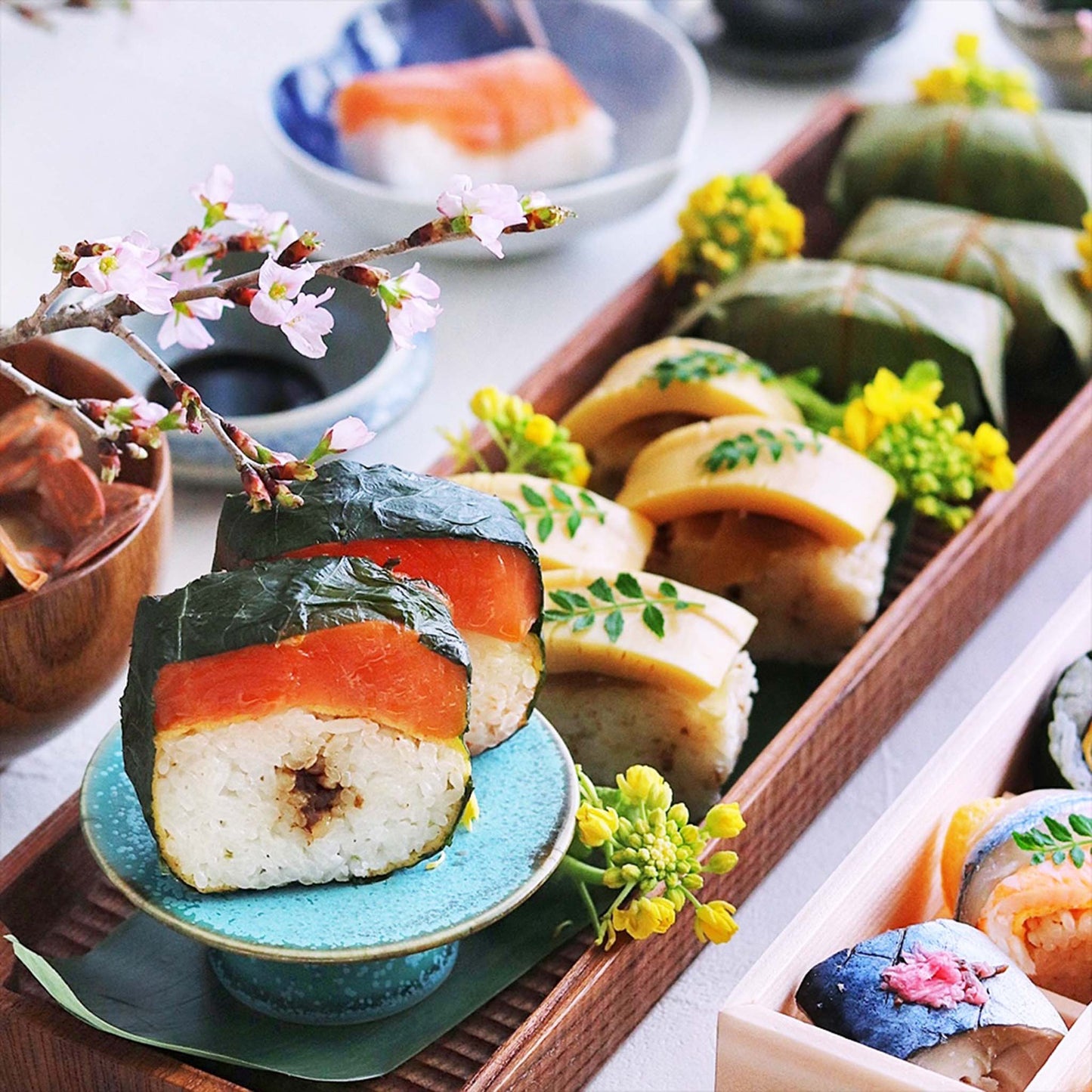 【春の美味ギフト】春らんまん-手鞠寿しと4種のセット