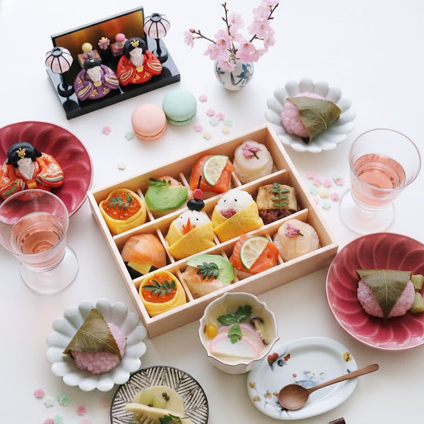 【ひな祭り包装】ひな手鞠寿し12個